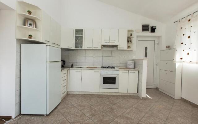 Apartment Lidija