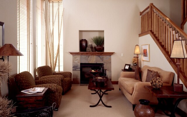 Fox Point at Redstone