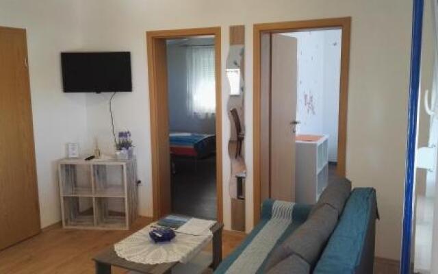 Tomek Apartment
