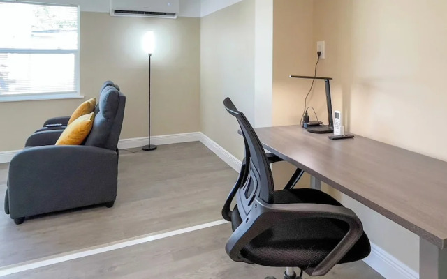 TriLuxe Inn & Studios