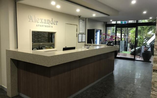 Alexander Holiday Apartments