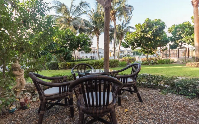 The Palm Jumeirah Villas - Frond A