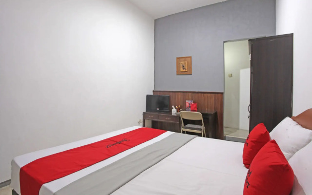 RedDoorz @ Soekarno Hatta 2