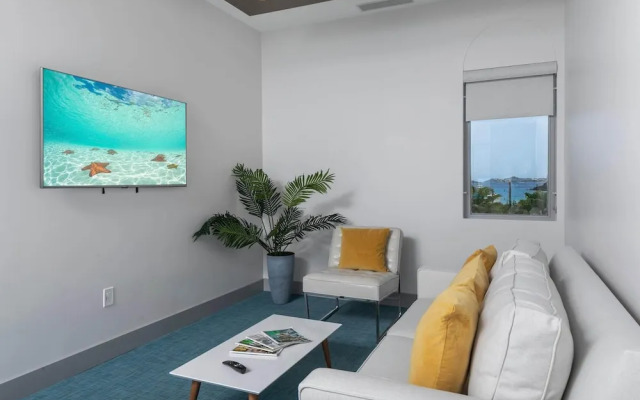 Marketplace Suites
