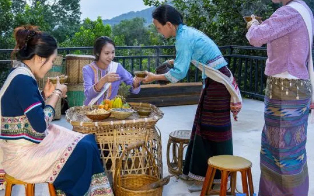 Dai La · Sunset Villa Cloud Sea Villa – People – Pu'er