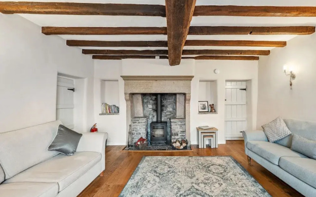 Host Stay Ivy Farm House - Wetton