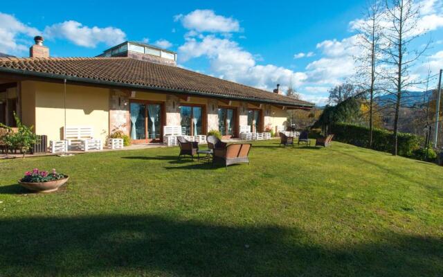 Valle Dell'Aquila Country House