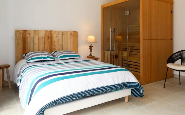 Holiday Home Le Petit Bonheur - BRP210