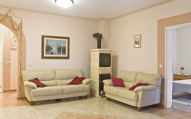 Apartment Parlov