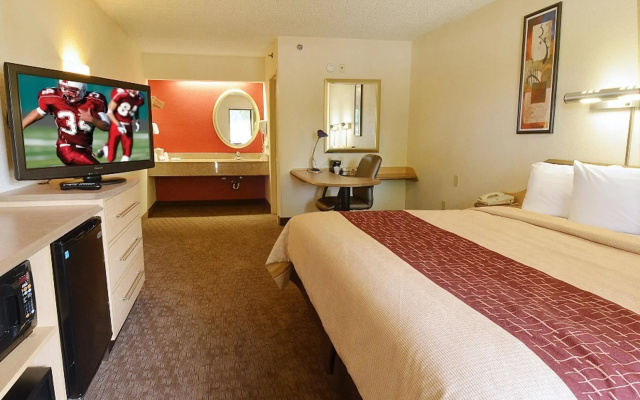 Red Roof Inn Cleveland - Westlake