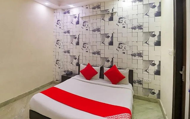 Palm Stay by Oyo Rooms