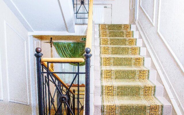 Galakt Hotel