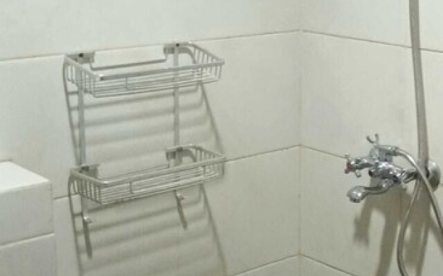 EXPRESS O 92140 Appartel