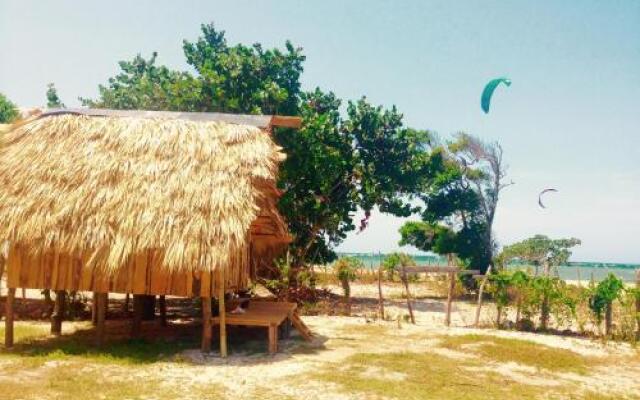 Buen Hombre Kite Camping / Hotel