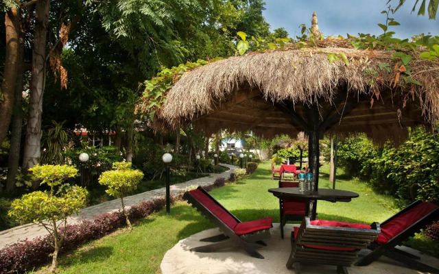 SPOT ON 481 Motherland Resort