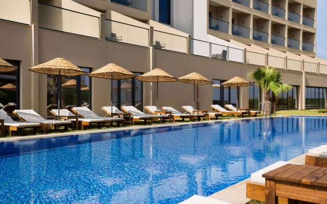 Ramada By Wyndham Cesme