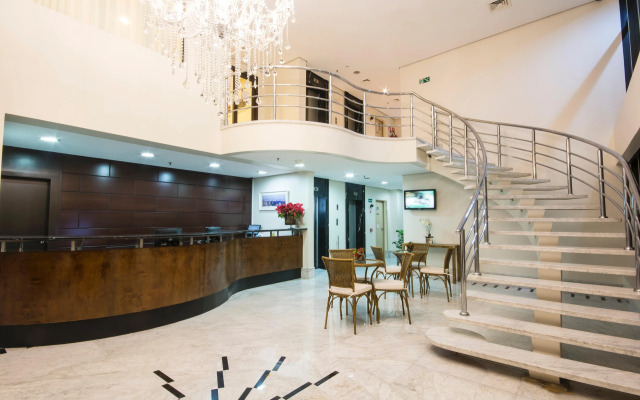 Tsue The Palace Flat