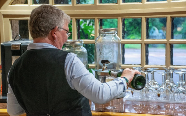 Le relais fleuri, Hôtel et restaurant Logis - Avallon