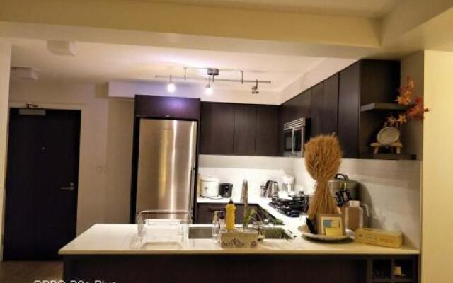 2 Bedroom New Apartment Richmond Centre Skytrain