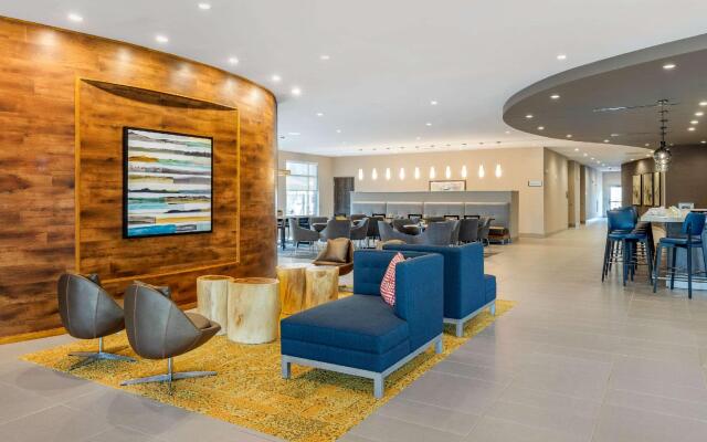 DoubleTree by Hilton Summerville Nexton