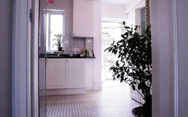 Wonderland Yuyuan Rd Designer's Homestay
