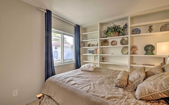 Sun Deck, Hot Tub & Kayak: Lakefront Tempe House