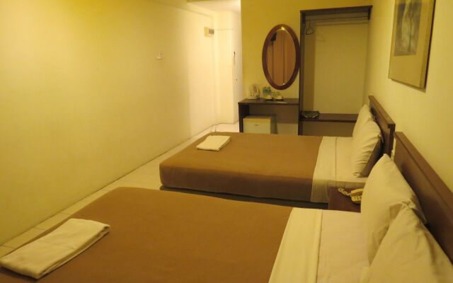 Virgo Batik Resort Teluk Batik Lumut