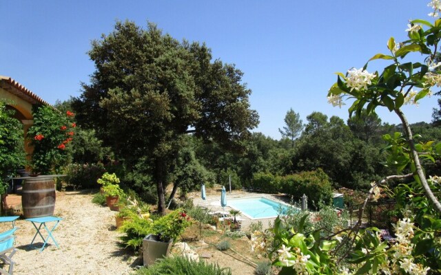 Secluded Villa in Lorgues With Private Pool