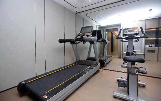 Yiling Hotel