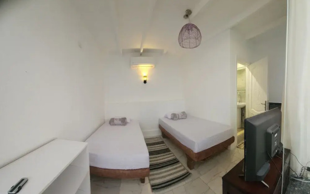 White Roof - Hurghada