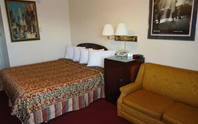 Imperial Fireside Inn