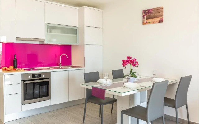 Two-Bedroom Apartment in Medici