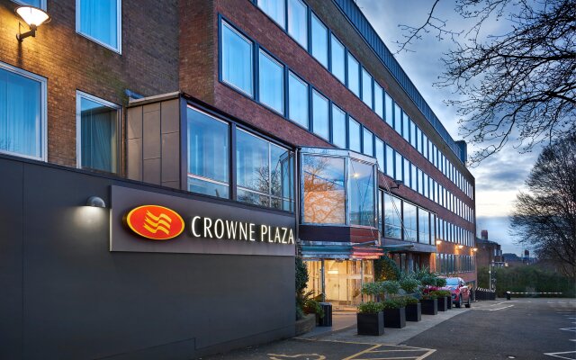 Crowne Plaza London Ealing, an IHG Hotel