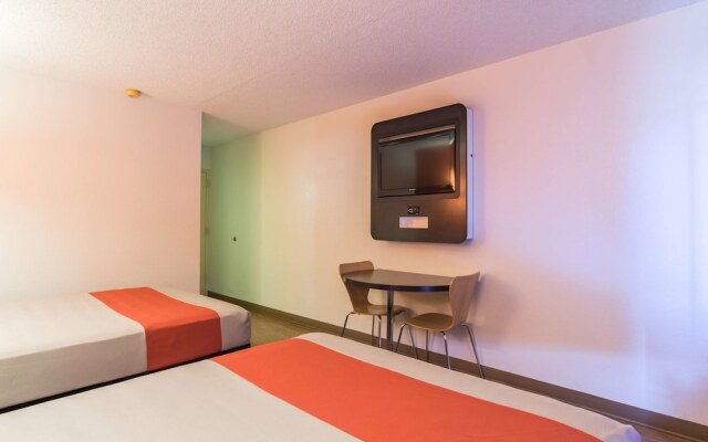 Motel 6 Arkadelphia, AR