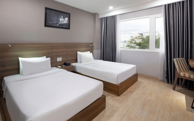 Viet Lotus Saigon Hotel