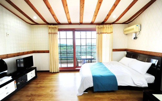 Jajang Jajang Pension