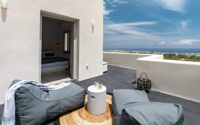 MAEVA Santorini Suites