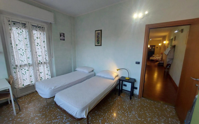 Asti Lovely Apartment