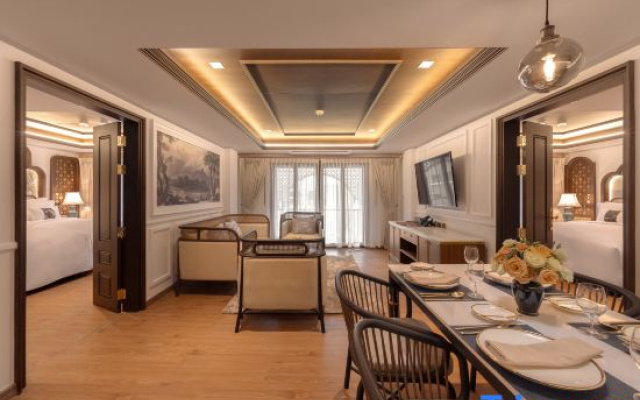 Chino Nimman Luxury Boutique Hotel