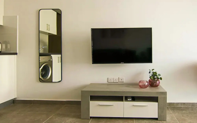 Phaedrus Living Seaside Flat Athina 115