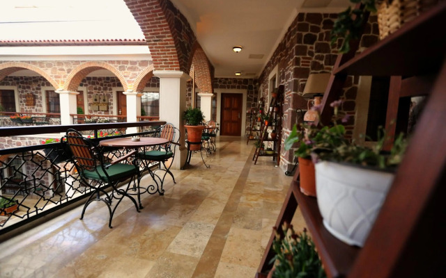L'Agora Old Town Hotel & Bazaar