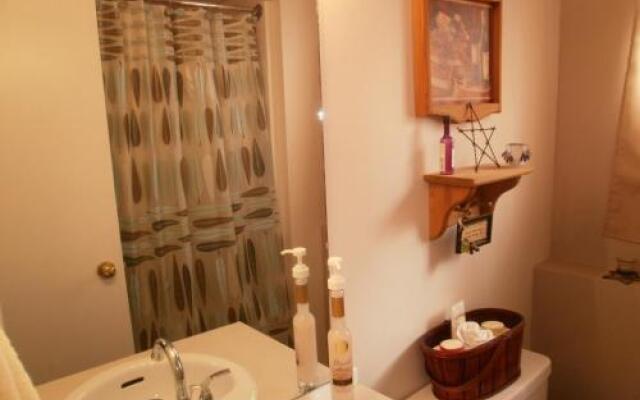 Wine Stopper B&B