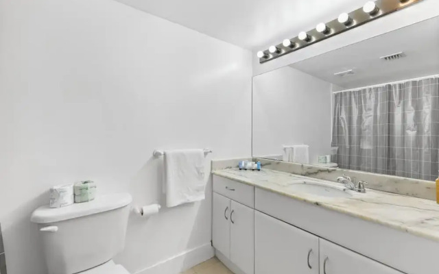 Modern Condos Available in Brickell
