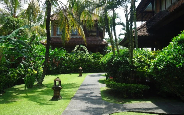 Sri Bungalows