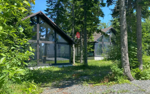 Lakost Cottage 1