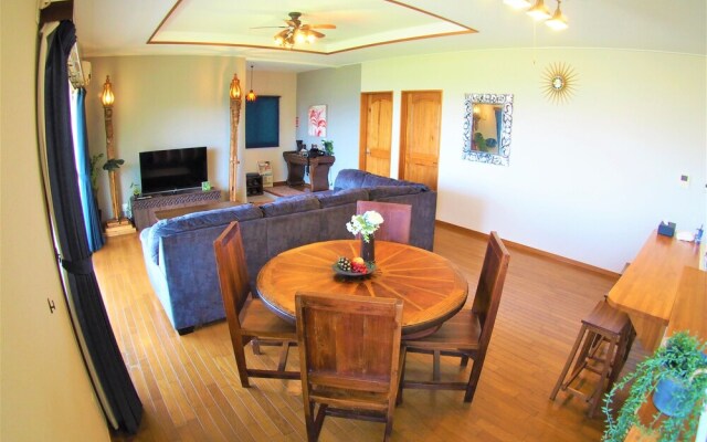 Beach Side House ONNA