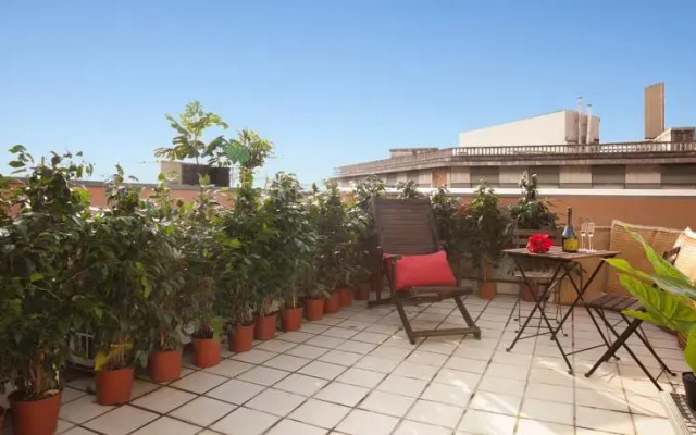 Enjoy Apartments Gaudir