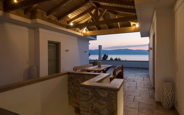 Amelia Villa Collection