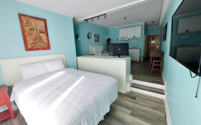Palm Suites