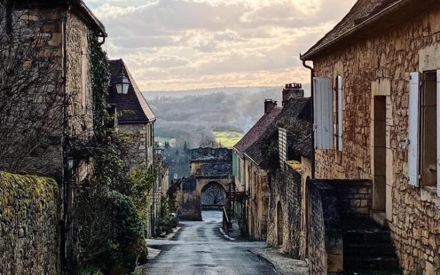 Les Charmes de Carlucet Gite-Beaux Reves